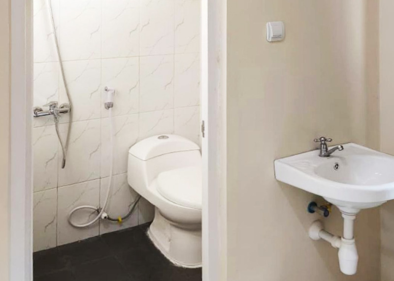 Kamar mandi dilengkapi Water heater